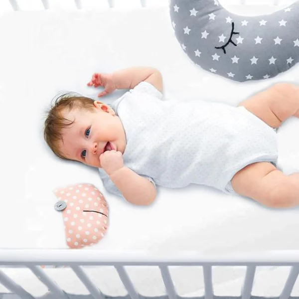 2 x Cot Bed Fitted Sheets 70 x 140 cm - Easy Care Fine Quality Polycotton Travel Cot Sheets - Soft and Breathable (White-70 x 140cm)