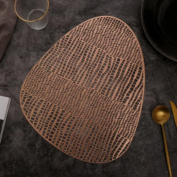 AMDXD Pack of 10 Vintage Place Mats PVC Hollow Water Drop Pattern Boho Washable Place Mats Square for Kitchen Restaurant Hotel Rose Gold 30 x 42 cm
