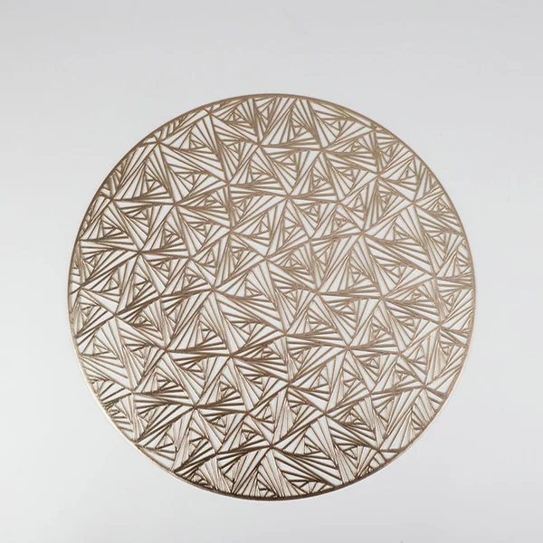 AMDXD Place Mats Washable Christmas Round Set of 6 PVC Place Mats Washable Round with Geometry Pattern Heat Resistant Table Mat Desk Gold for Kitchen and Restaurant 38 cm