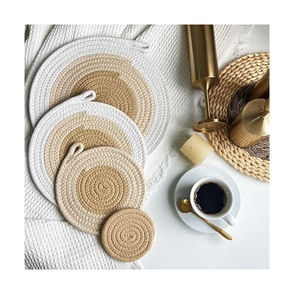 AMDXD Set of 4 Place Mats Washable Boy Round Cotton Linen Place Mats Christmas Modern Woven Heat Resistant Table Mat Desk Beige Yellow for Kitchen and Restaurant 30 cm