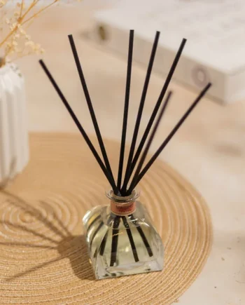 Amelia Amour Aromatherapy 100ml Reed Diffuser