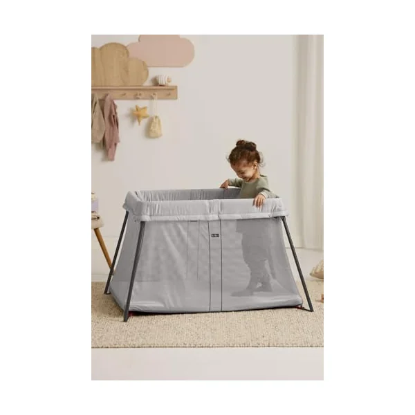 BabyBjörn Travel Cot Light + Fitted sheet, Silver