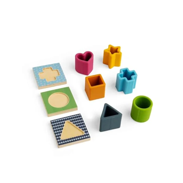 Bigjigs Toys Feel & Find Shape Matching Game, 9 Piece Wooden Shapes Sorter | Eco Friendly Wood & Silicone Shape Sorter with Tote Bag, Montessori Gift, Age 1-3