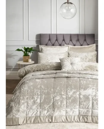 Catherine Lansfield Crushed Velvet Quilted Bedspread (220x220cm)