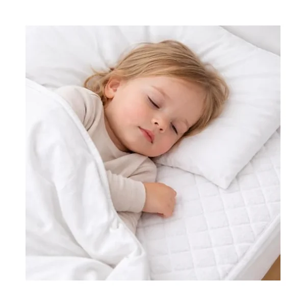 Cot Bed Mattress Topper Protector in Cosy Fleece for Extra Comfort and Warmth - 140 x 70 cm - Reverse Side in Quality Quilting with Corner Straps - Made in Portugal