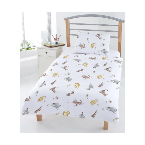 Disney Winnie the Pooh Cot Bed Duvet Cover Set, Reversible Toddler Bedding Set, Cotton Rich, Design, 120 x 150cm