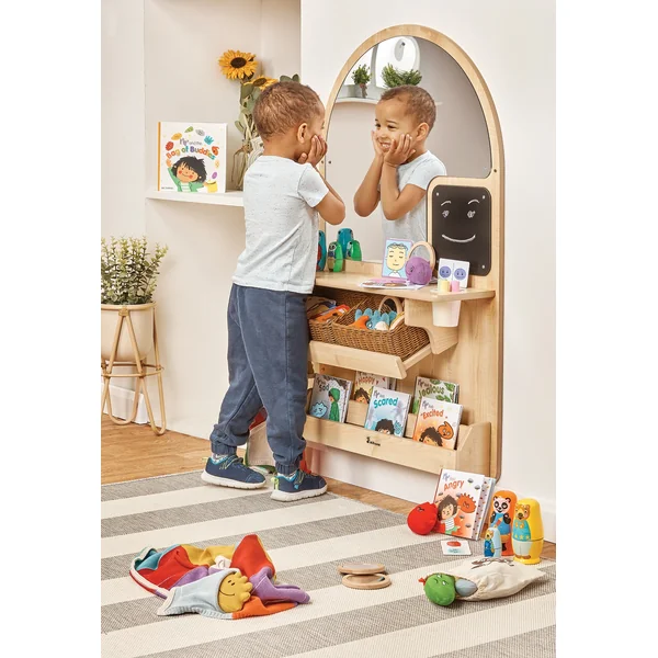 Emotion Station Wall Mounted