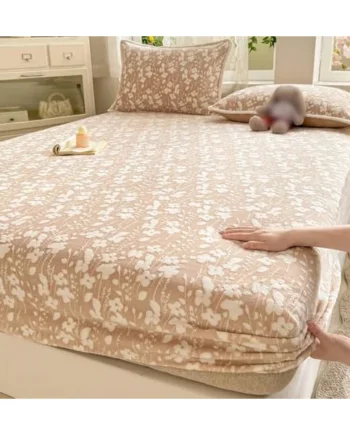 Fitted Sheet 150 x 200 cm Soft with 2 Pillowcases Floral Pattern Fitted Sheet Milk Velvet 3-Piece Wrinkle Resistant Sheet for Bed Cover Khaki for Box Spring Bed and Water Bed