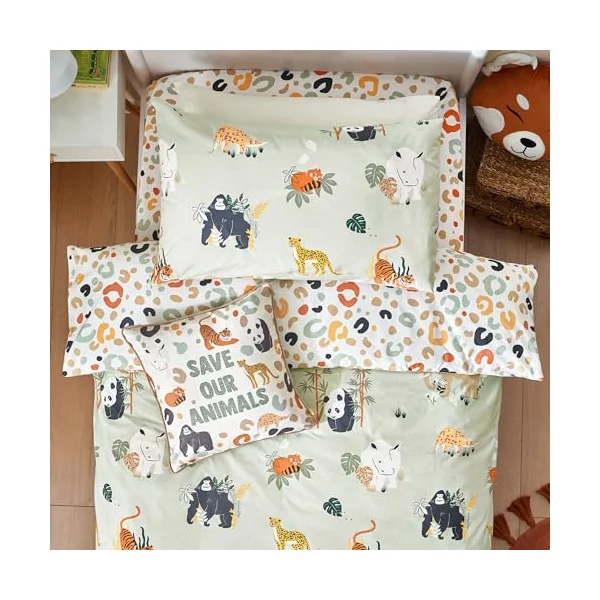 furn. Safari Animals Duvet Cover Set – Reversible Wildlife Jungle Easy Care Childrens Bedding (Multi/Green – Toddler – 120x150cm)