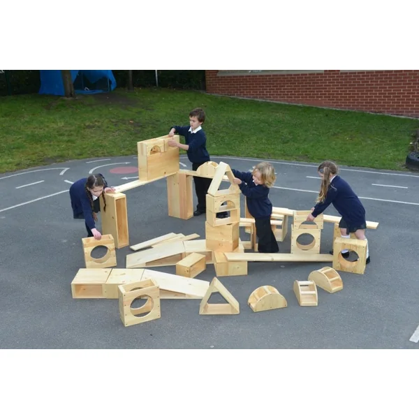Giant Hollow Blocks