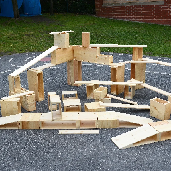 Giant Hollow Blocks