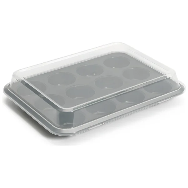 Habitat 12 Cup Muffin Tray with Plastic Cover