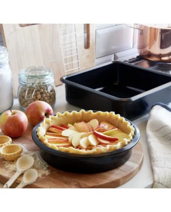 Habitat 2 Piece Non Stick Cake Tins
