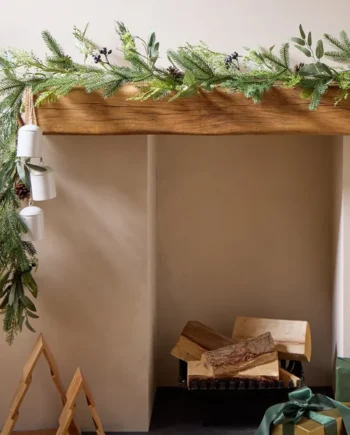 Habitat Blueberry and Cinnamon Christmas Garland