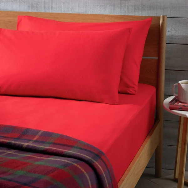 Habitat Soft and Cosy Brushed Cotton Pillowcase Pair - Red