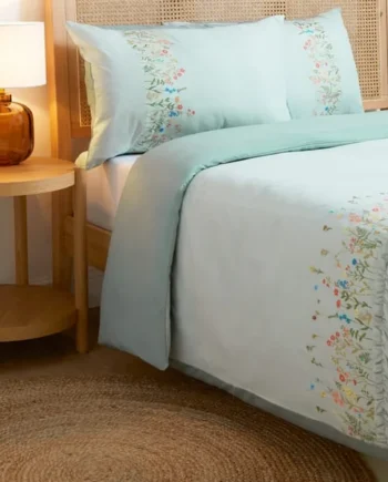 Home Collections Meadow Floral Print Duvet Set