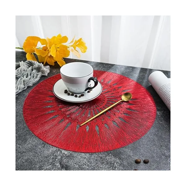 KnSam Set of 4 Vintage Place Mats 38 cm, Circular Flowers Weave Table Coasters PVC, Non-Slip Washable Table Place Mat Round for Home Restaurant, Red