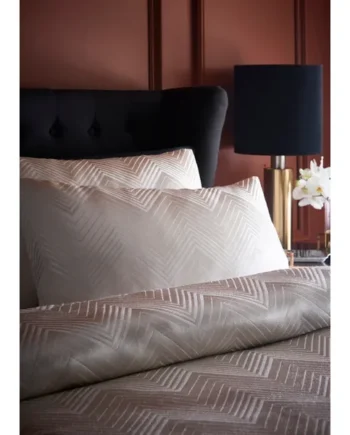 Laurence Llewelyn-Bowen Cocktail Reversible Ivory Duvet Cover Set