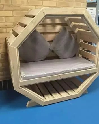 Reading Pod and Activity Den