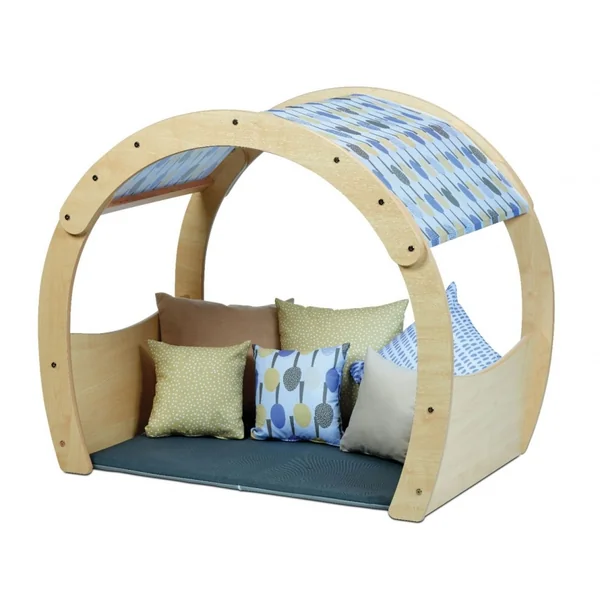 Small Cosy Cove with Accessory Set