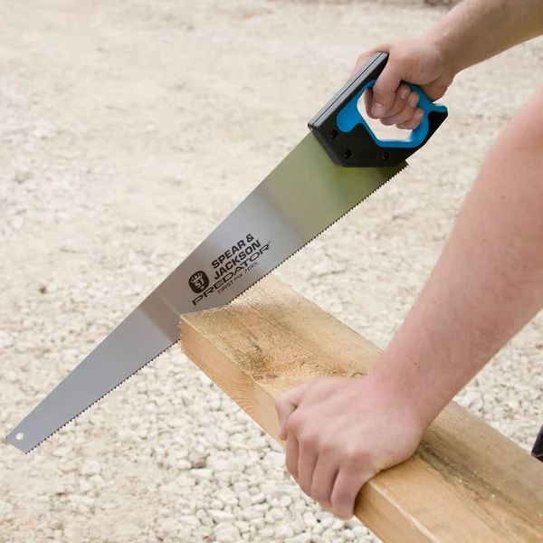 Spear & Jackson Predator 558.8mm Accurate Ergonomic bi-material comfort grip Wood saw, 7 TPI