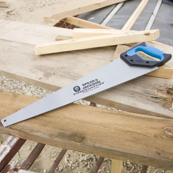 Spear & Jackson Predator 558.8mm Accurate Ergonomic bi-material comfort grip Wood saw, 7 TPI