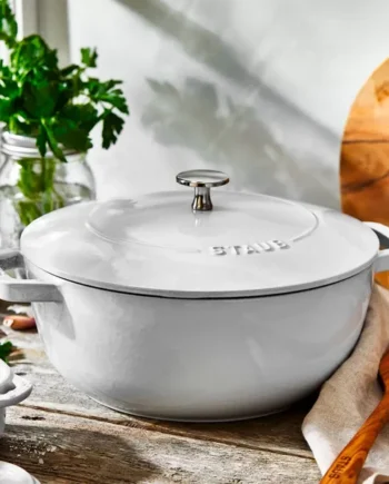 Staub 24cm Cast Iron French Oven, Pure White