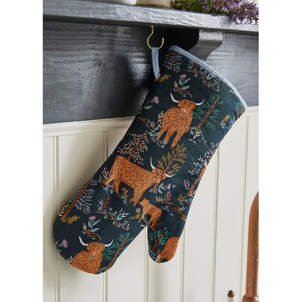 Ulster Weavers Connie the Cow Navy Gauntlet Oven Glove