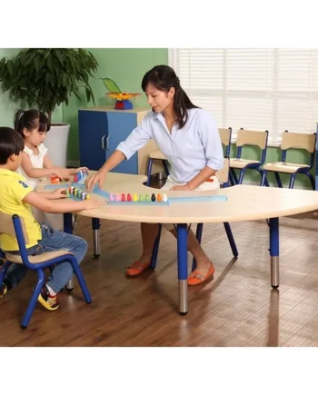 Victoria Arc Classroom Table