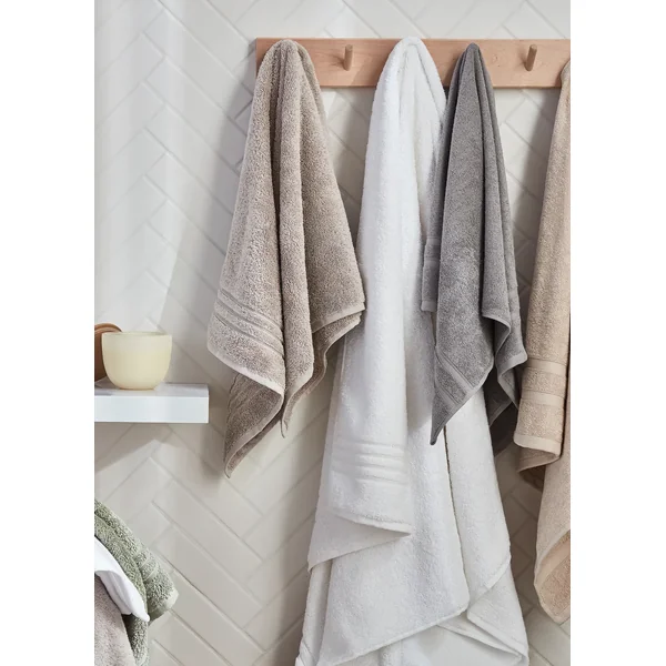 White 100% Egyptian Cotton Towels