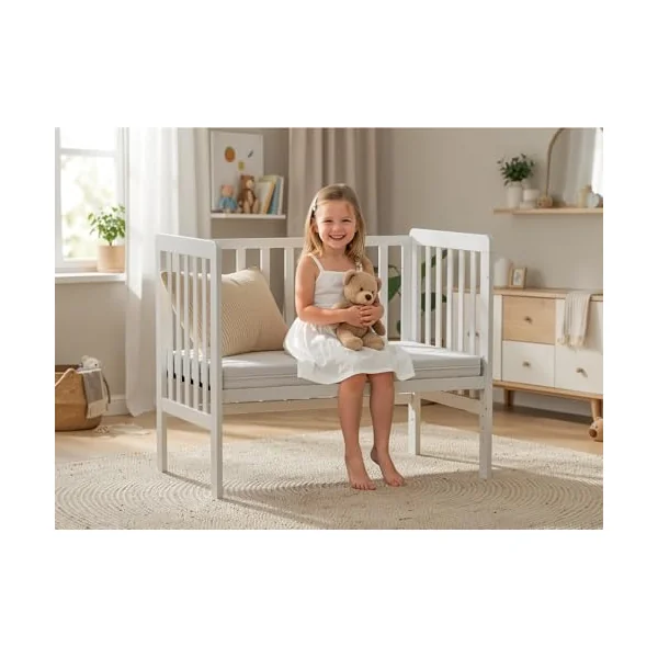 Wooden Baby Cot Bed With Deluxe Aloe Vera Mattress,Baby Crib,Convertible Cot,Baby Crib,3 Adjustable Bed Base Positions (100x60CM)