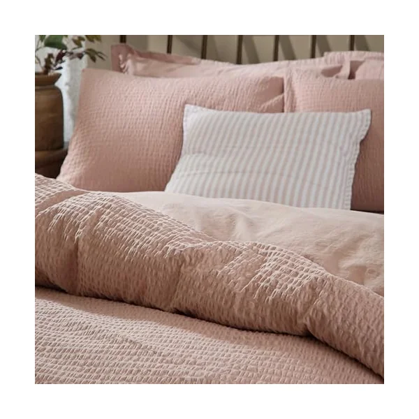 Yard Hebden Seersucker Duvet Cover Set (Cotta, Double) | Soft cotton seersucker with a naturally textured finish